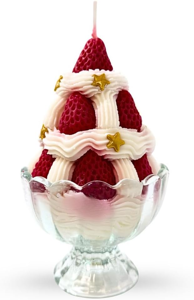 Sweet Strawberry Dessert Candle – Novelty Scented Candle, Strawberry Ice Cream Design, Strawberry & Marshmallow Scent, 220g / 7.76oz, Festive Christmas Candle with Premium Gift Box