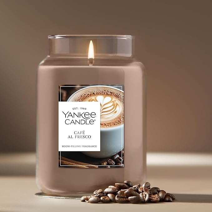 Yankee Candle Café Al Fresco, Scented Candle, 22oz Large Jar with up to 150 Hour Burn Time, Giftable