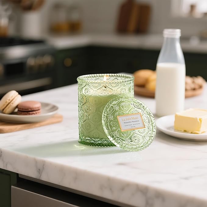 LA JOLIE MUSE Pistachio Macaron Scented Candle | Pistachio, Milk & Vanilla | 6 oz Natural Soy Wax | 40 Hours Clean Burn | Holiday Gift for Dessert Lovers | Seasonal Home Décor