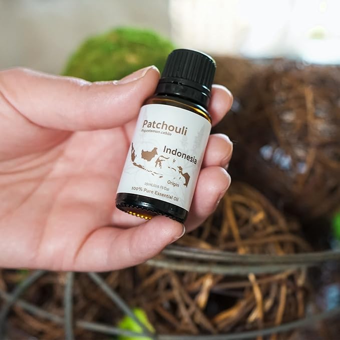 Dark Patchouli Essential Oil - Direct from Java Indonesia Natural Repellent Aceite de Pachulí - Aromatherapy and Premium Therapeutic Grade - Ideal for Body & Candle-Making (2lbs)
