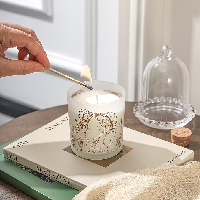 ROMIIE ZOI Scented Candle - Golden Pear- 6oz Aromatherapy Soy Wax Jar Candle for Home, Gifts for Women - 170g