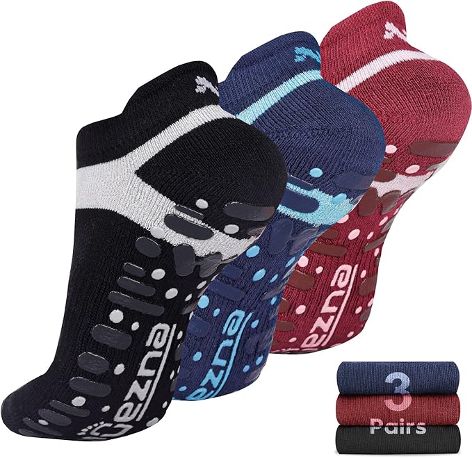 Muezna Non Slip Yoga Socks for Women, Anti-Skid Pilates, Barre, Hospital Socks with Grips, Size 5-10