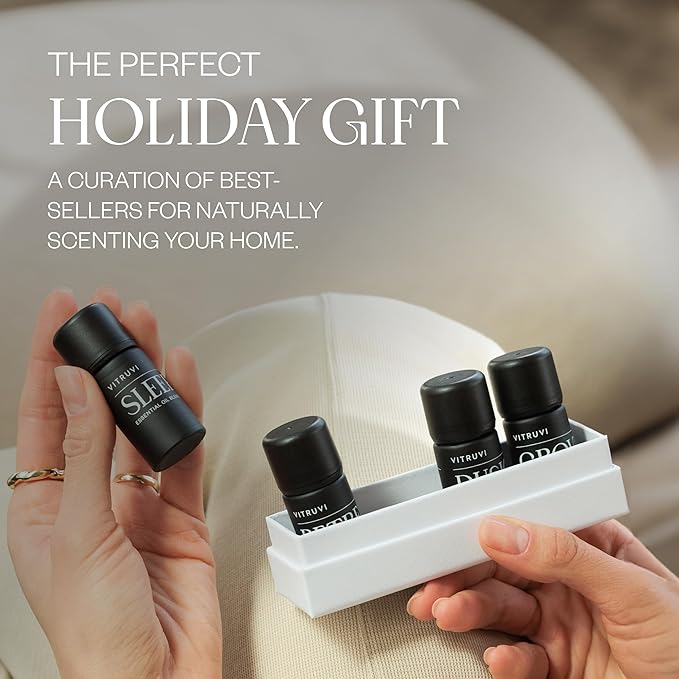 Vitruvi Signature Blend Essential Oils Kit | Floral, Citrus, Herbal, and Woodsy Aromas | 100% Pure Essential Oil Set, Essential Oils for Diffusers Aromatherapy 4x5 ml (0.17 fl. oz.)