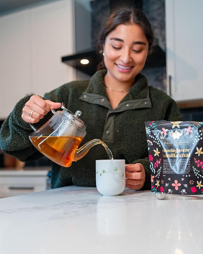 Madagascar Vanilla Chai Tea, Organic Loose Leaf Chai Tea – Black Tea with Chai Spice Blend – Great Hot or Iced Chai Latte – 8 oz Resealable Bag (Makes 100 Cups) – The Elegant Elephant
