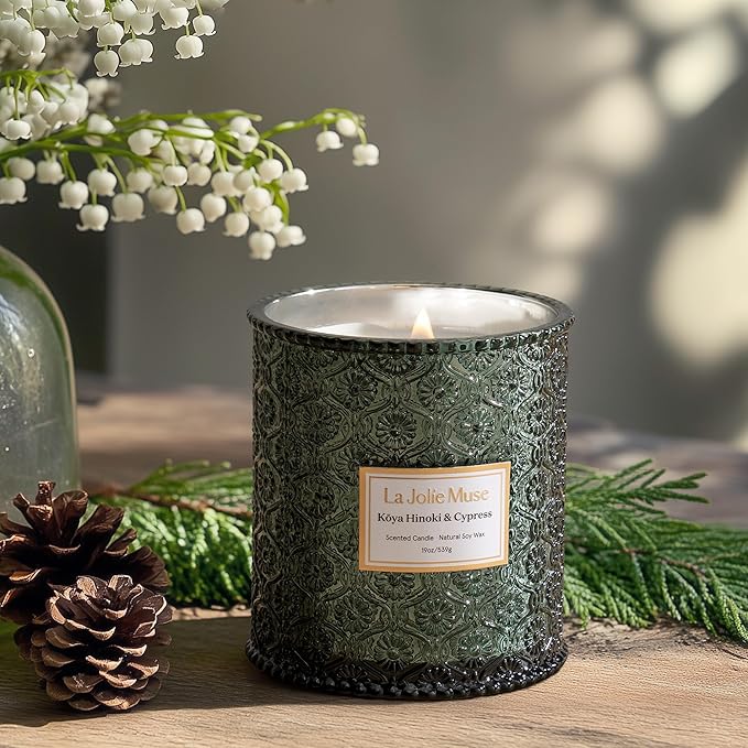 LA JOLIE MUSE Christmas Candle | Kōya Hinoki & Cypress | Pine, Hinoki & Cedarwood | 19 oz Wooden Wick Soy Candle | 90-Hour Burn | Cozy Winter & Christmas Gift
